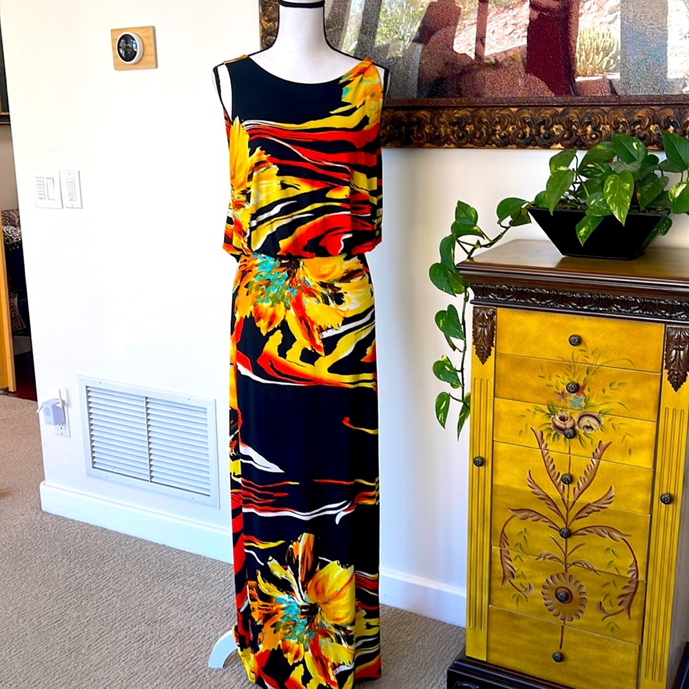 S- Twelve maxi dress